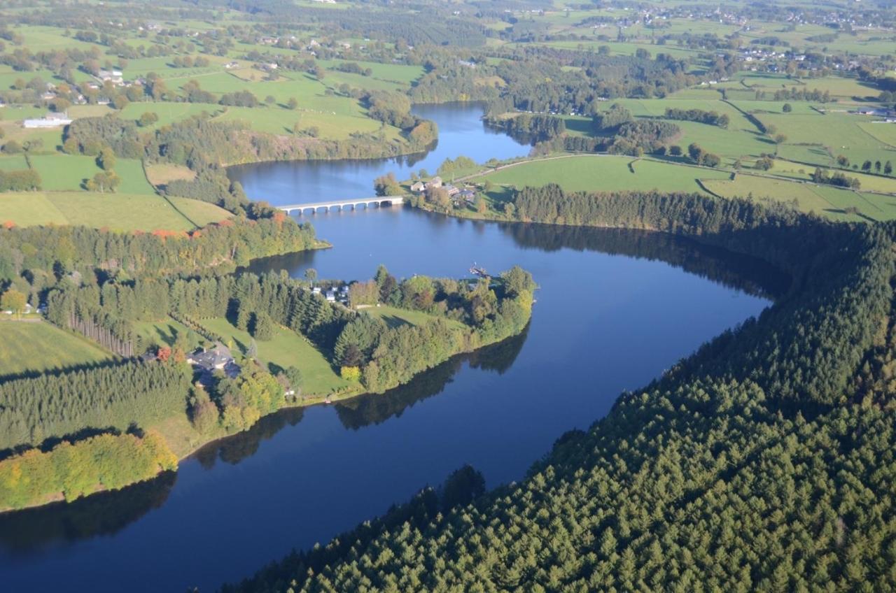 Les Lucioles Bed and Breakfast Francorchamps Eksteriør billede